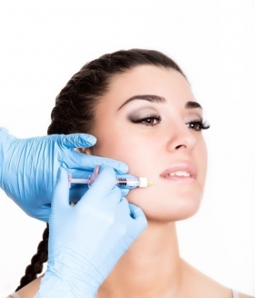 RINGIOVANIMENTO DEL VISO CON I FILLERS - Dott. Paolo Queirazza 